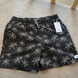 New Katin men’s swim board shorts. Size medium